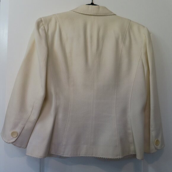 Ann Taylor Petites Light Yellow 3/4 sleeve cotton summer jacket, size 10 - Picture 5 of 14